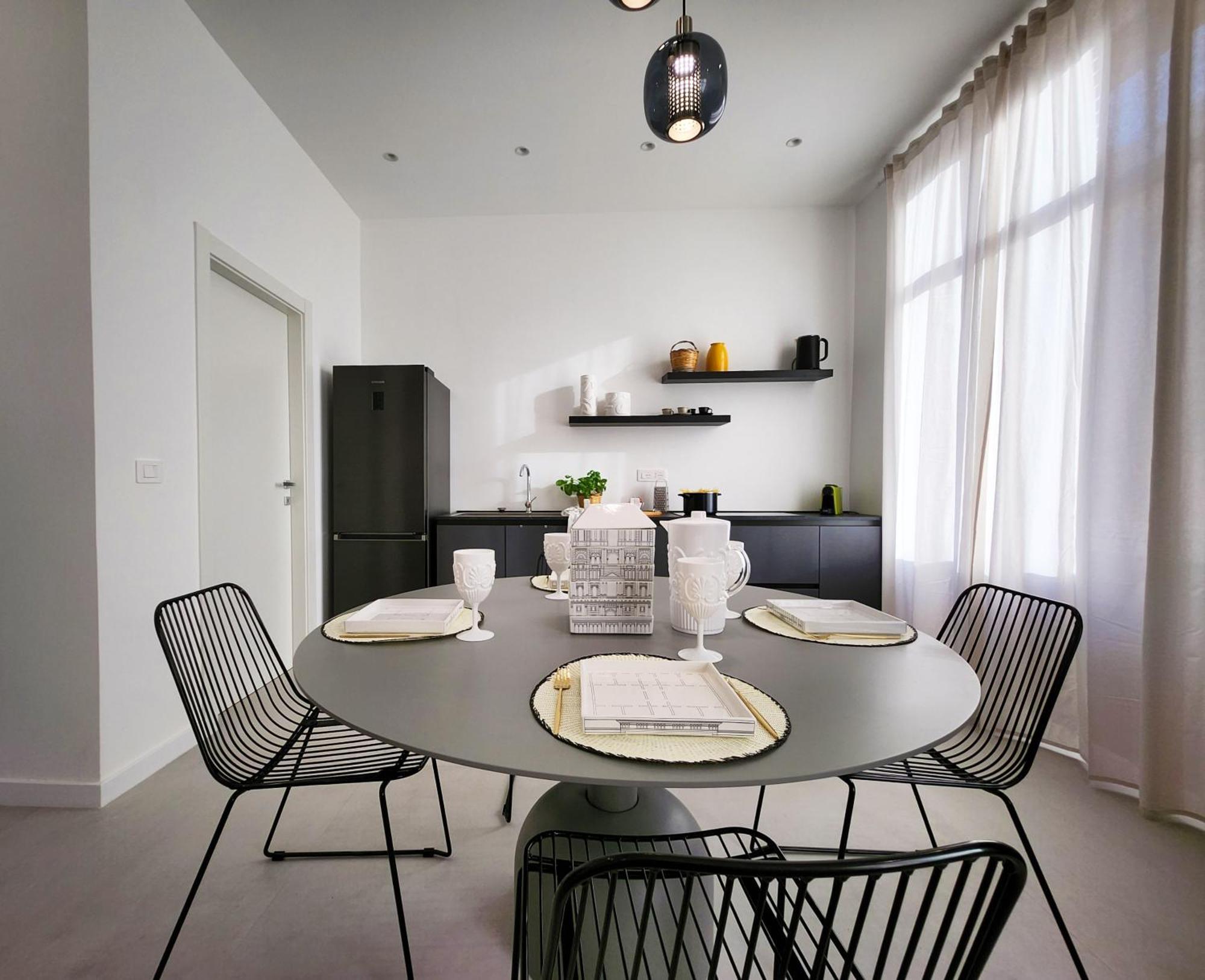 סירקוזה Matteotti Royale Apartments מראה חיצוני תמונה