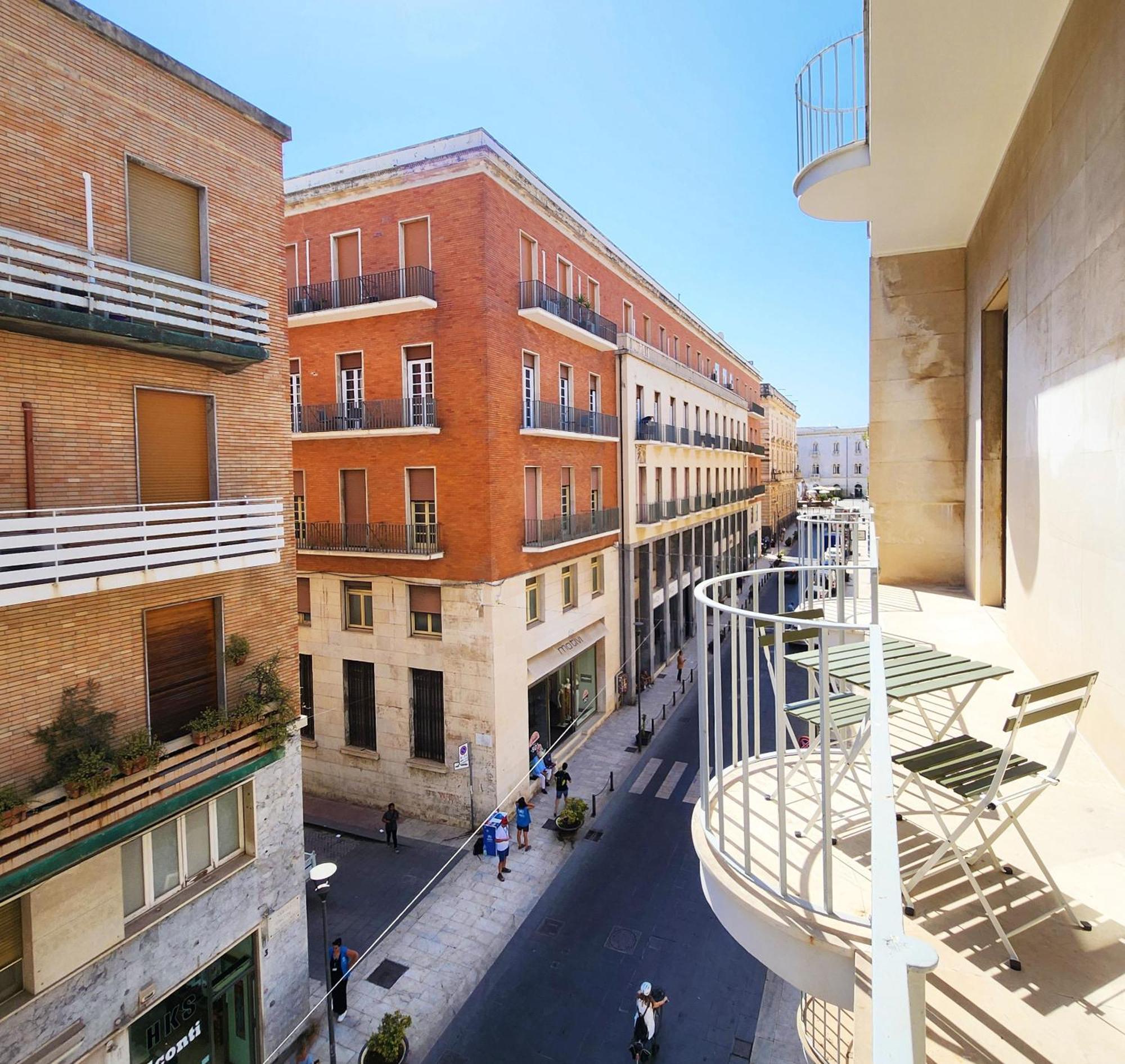 סירקוזה Matteotti Royale Apartments מראה חיצוני תמונה
